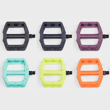 bontrager line comp flat pedal Bontrager Line Comp Flat Pedals – Sprockets Cycles